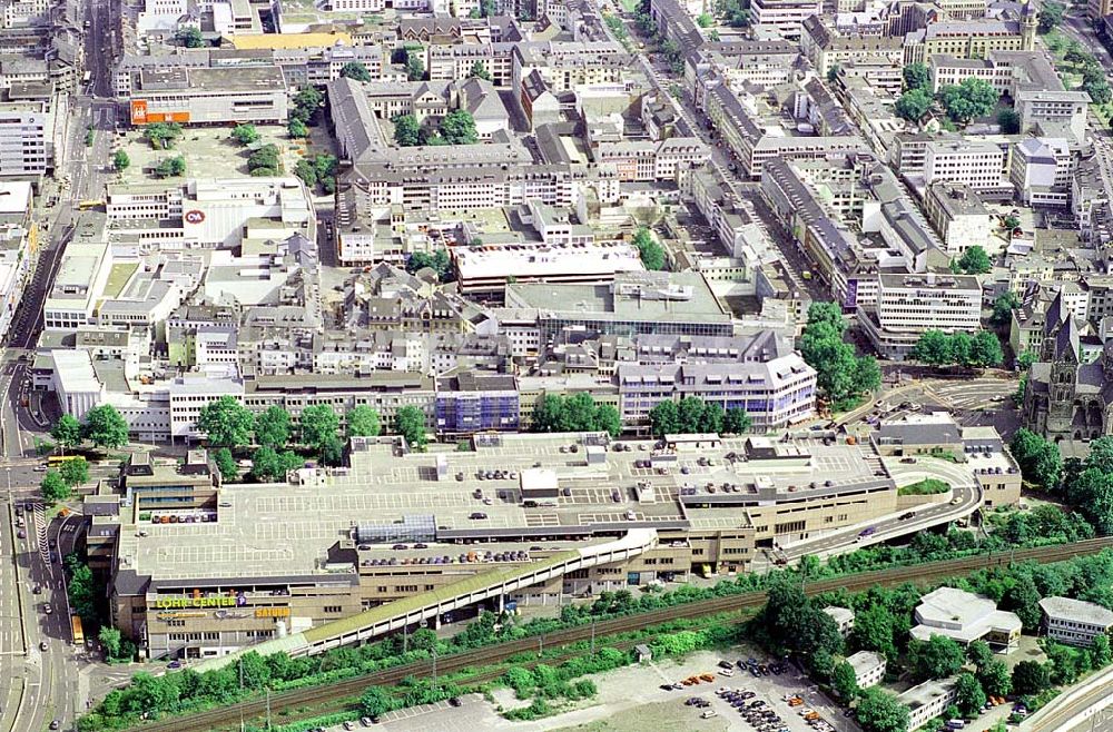 Luftbild Koblenz / Rheinland Pfalz - Koblenz / Rheinland Pfalz Blick auf das Löhr-Center der ECE an der Bahnstrecke und der Hohenfelder Str