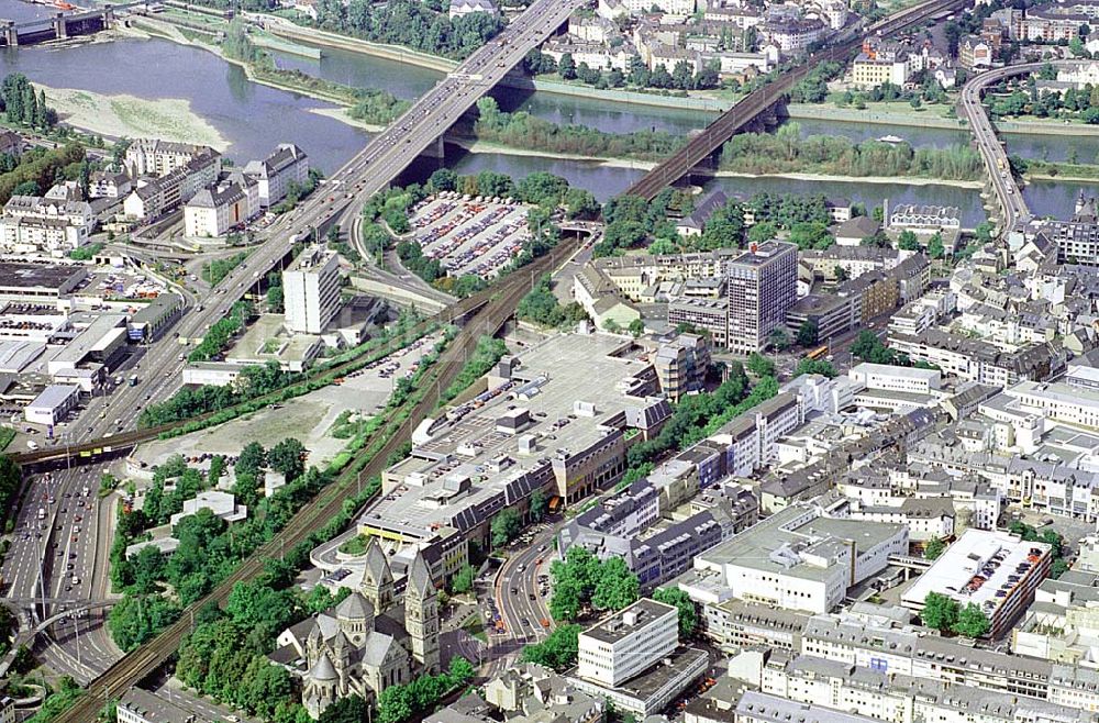 Luftbild Koblenz / Rheinland Pfalz - Koblenz / Rheinland Pfalz Blick auf das Löhr-Center der ECE an der Bahnstrecke und der Hohenfelder Str