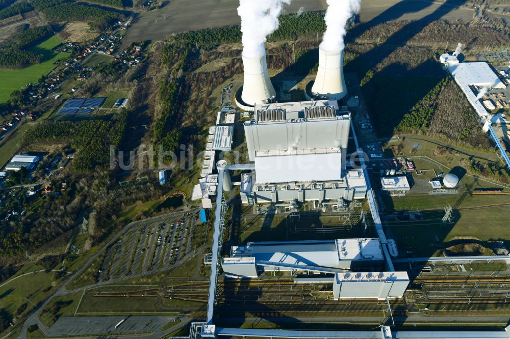 Spremberg aus der Vogelperspektive: Kohle- Kraftwerksanlagen der LEAG Lausitz Energiekraftwerke im Ortsteil Schwarze Pumpe in Spremberg im Bundesland Brandenburg, Deutschland