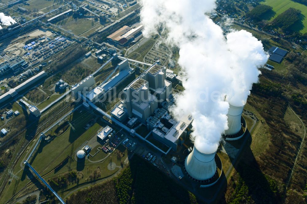 Luftaufnahme Spremberg - Kohle- Kraftwerksanlagen der LEAG Lausitz Energiekraftwerke im Ortsteil Schwarze Pumpe in Spremberg im Bundesland Brandenburg, Deutschland