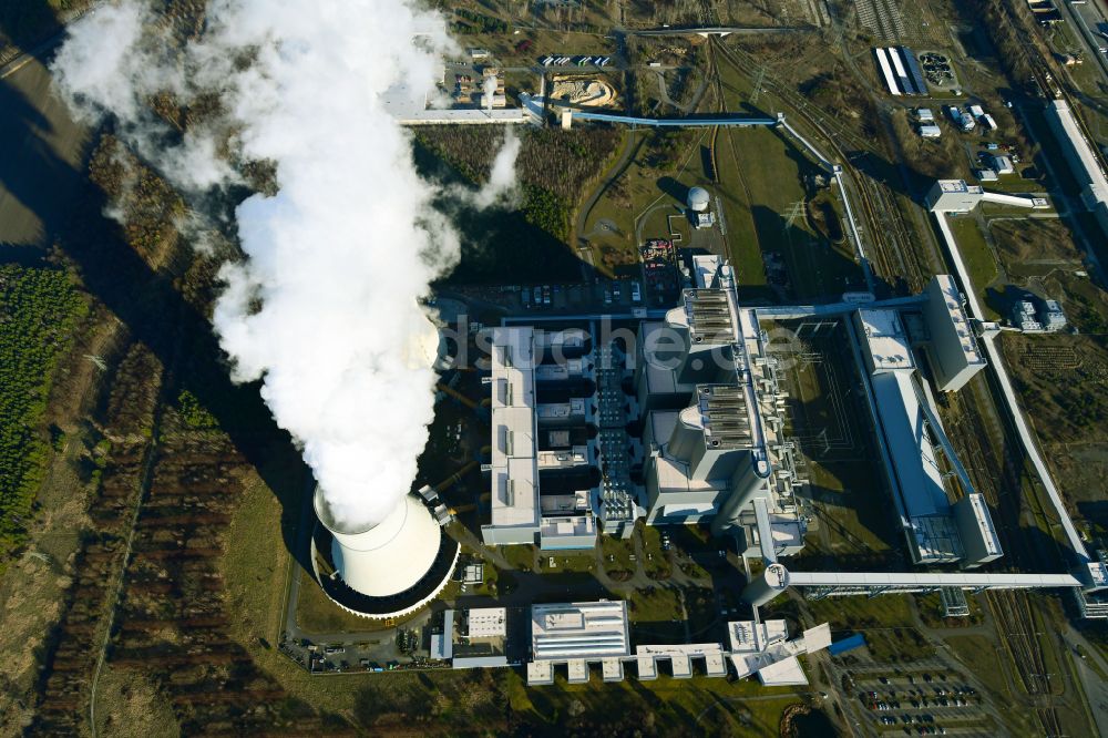 Spremberg von oben - Kohle- Kraftwerksanlagen der LEAG Lausitz Energiekraftwerke im Ortsteil Schwarze Pumpe in Spremberg im Bundesland Brandenburg, Deutschland