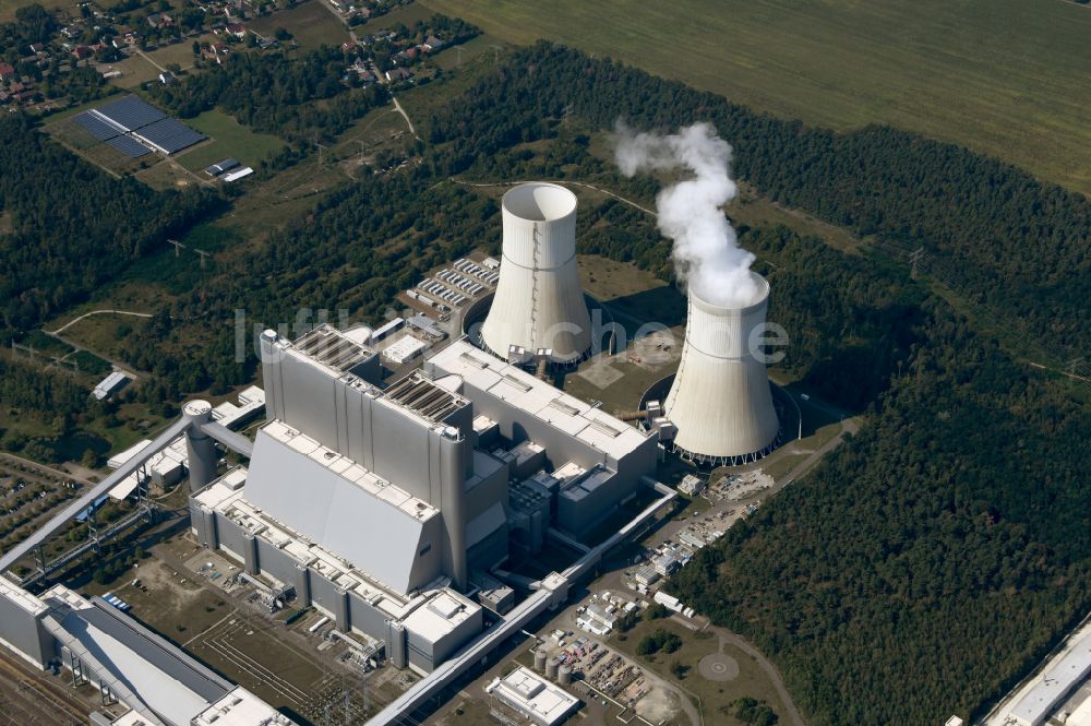 Spremberg aus der Vogelperspektive: Kohle- Kraftwerksanlagen der LEAG Lausitz Energiekraftwerke im Ortsteil Schwarze Pumpe in Spremberg im Bundesland Brandenburg, Deutschland