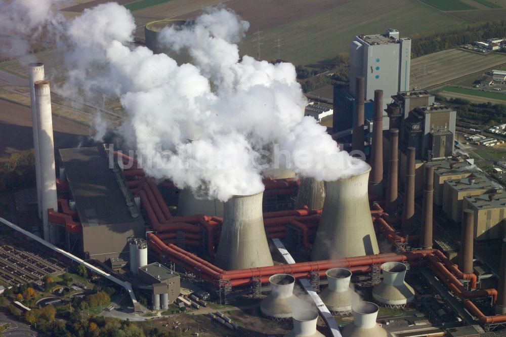 Bergheim von oben - Kohle- Kraftwerksanlagen des RWE Power AG Kraftwerk Niederaußem in Bergheim im Bundesland Nordrhein-Westfalen, Deutschland