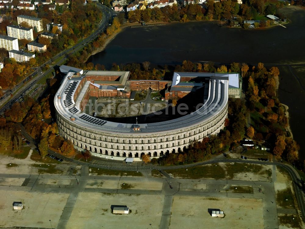 Nürnberg von oben - Kongresshalle auf dem ehemaligen Reichsparteitagsgelände in Nürnberg im Bundesland Bayern