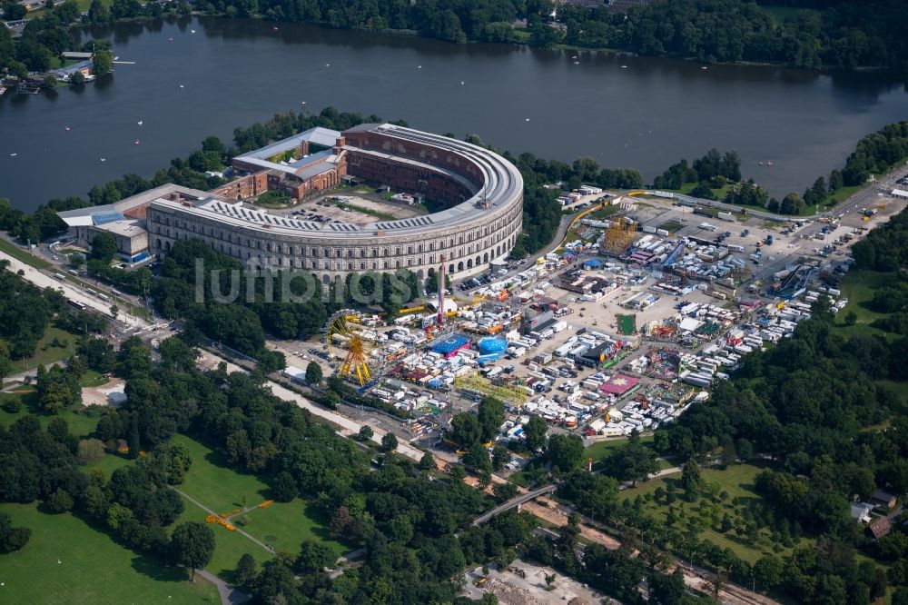 Nürnberg aus der Vogelperspektive: Kongresshalle auf dem Reichsparteitagsgelände Nürnberg im Bundesland Bayern