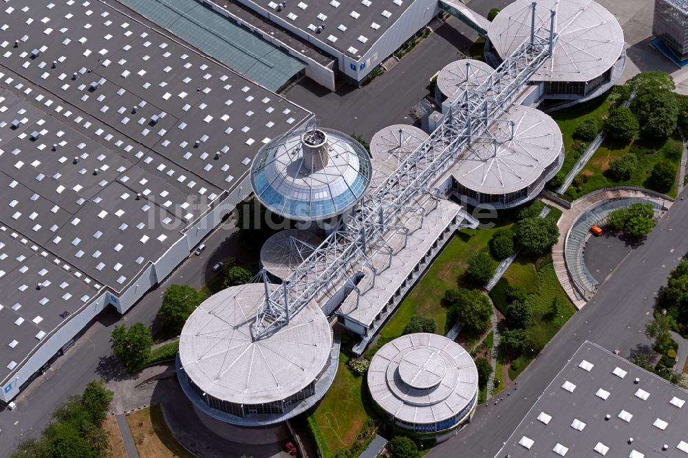 Hannover von oben - Kongresszentrum Convention Center auf dem Messegelände in Hannover im Bundesland Niedersachsen, Deutschland