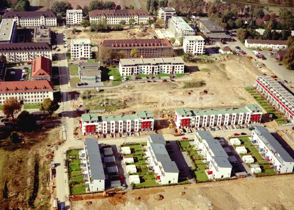 Köln aus der Vogelperspektive: Konversions- Baustelle Gebäudekomplex der ehemaligen Militär- Kaserne in Köln im Bundesland Nordrhein-Westfalen, Deutschland