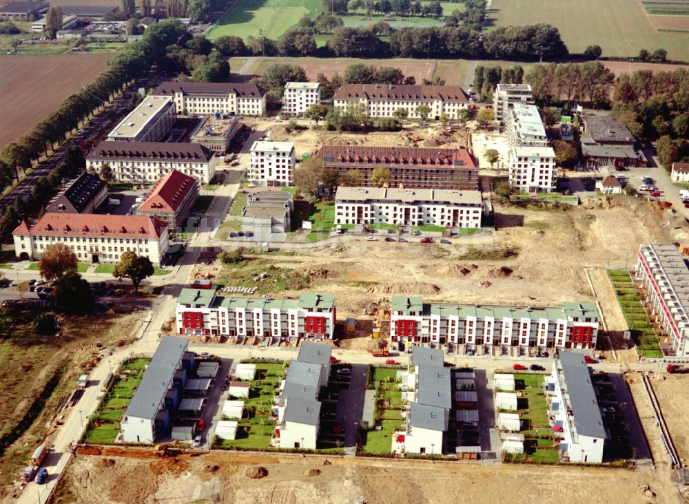 Luftbild Köln - Konversions- Baustelle Gebäudekomplex der ehemaligen Militär- Kaserne in Köln im Bundesland Nordrhein-Westfalen, Deutschland