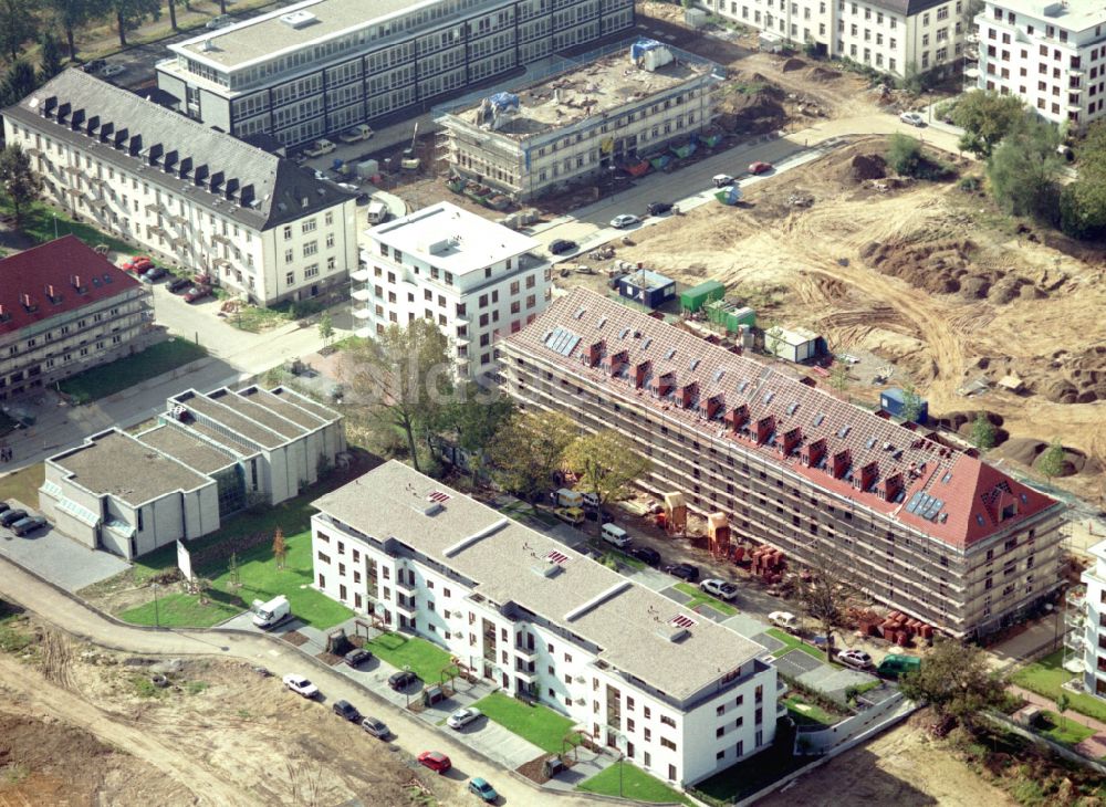 Köln von oben - Konversions- Baustelle Gebäudekomplex der ehemaligen Militär- Kaserne in Köln im Bundesland Nordrhein-Westfalen, Deutschland