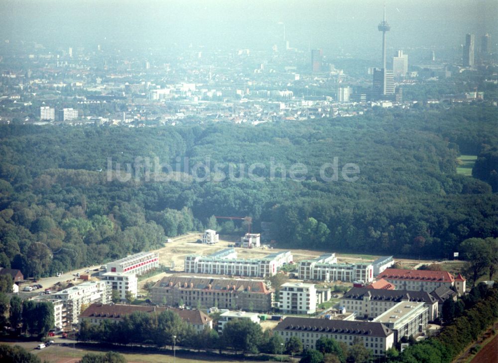 Luftbild Köln - Konversions- Baustelle Gebäudekomplex der ehemaligen Militär- Kaserne in Köln im Bundesland Nordrhein-Westfalen, Deutschland