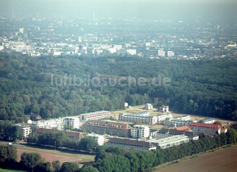 Luftaufnahme Köln - Konversions- Baustelle Gebäudekomplex der ehemaligen Militär- Kaserne in Köln im Bundesland Nordrhein-Westfalen, Deutschland