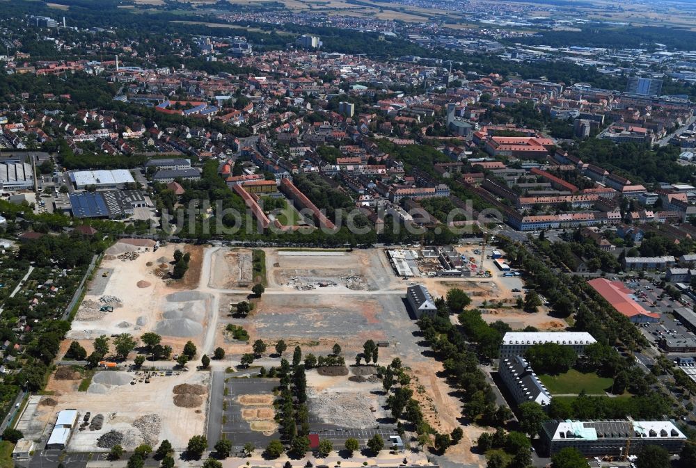 Schweinfurt von oben - Konversions- Baustelle Gebäudekomplex der ehemaligen Militär- Kaserne in Schweinfurt im Bundesland Bayern, Deutschland