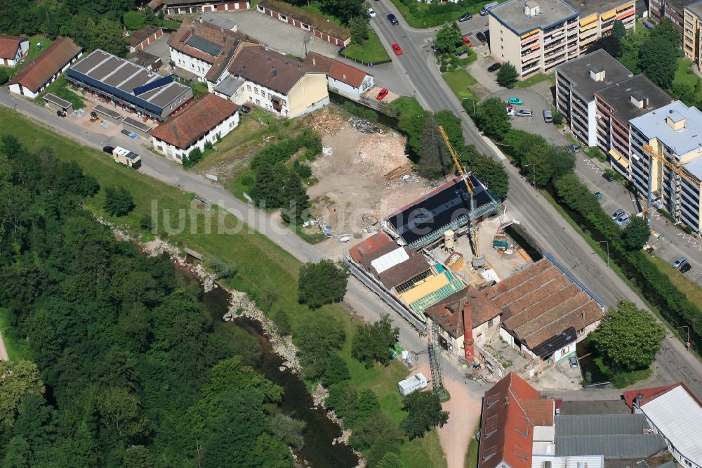 Schopfheim von oben - Konversions- Flächen für Wohnungsbau, Kultur und Gewerbe Alte Färberei auf dem ehemaligen Industrie - Gelände der Färberei Burkhardt & Schmidt in Schopfheim im Bundesland Baden-Württemberg, Deutschland