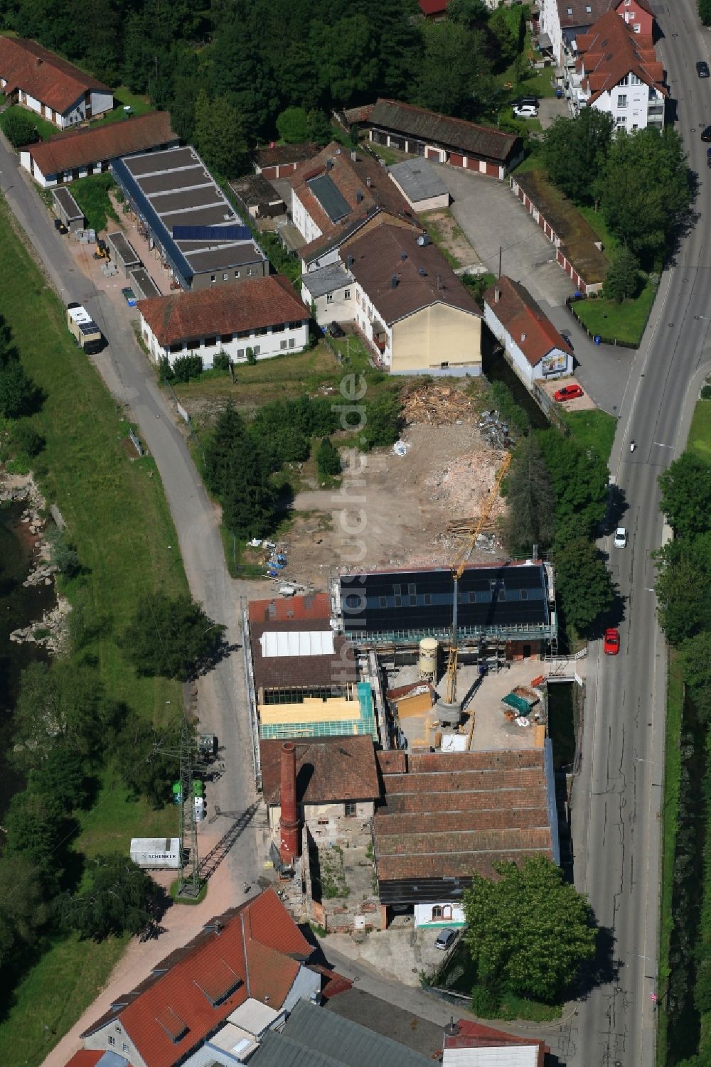 Schopfheim aus der Vogelperspektive: Konversions- Flächen für Wohnungsbau, Kultur und Gewerbe Alte Färberei auf dem ehemaligen Industrie - Gelände der Färberei Burkhardt & Schmidt in Schopfheim im Bundesland Baden-Württemberg, Deutschland