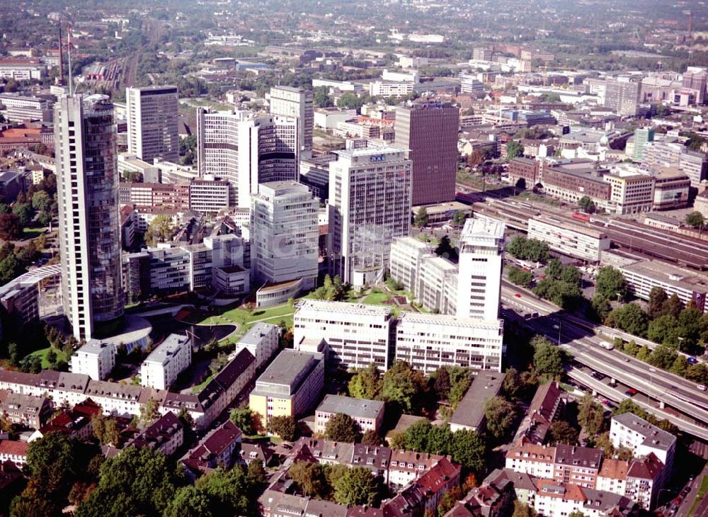 Luftbild Essen - Konzernzentrale der Ruhr - Gas - Ag im Stadtzentrum von Essen 01.10.2002