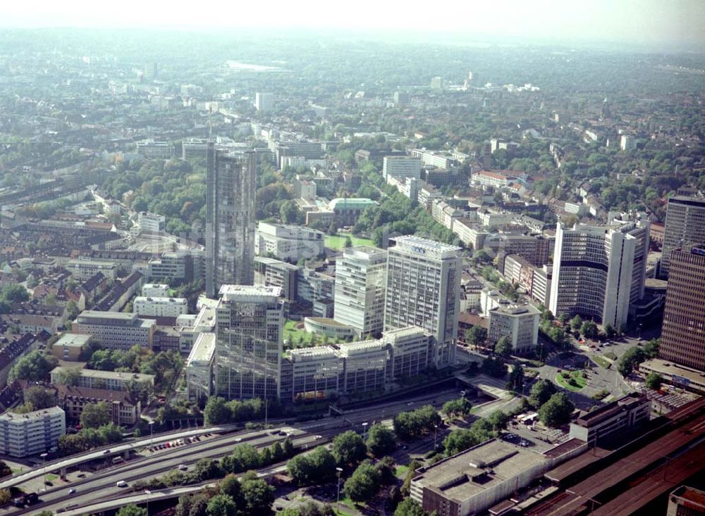 Essen von oben - Konzernzentrale der Ruhr - Gas - Ag im Stadtzentrum von Essen 01.10.2002