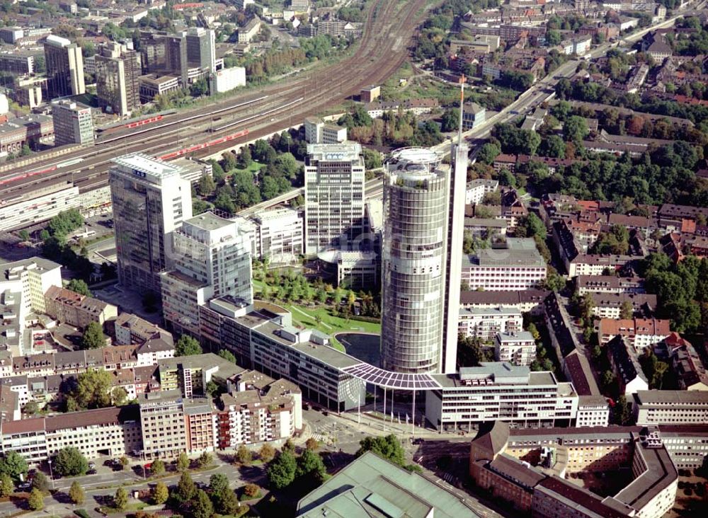 Luftbild Essen - Konzernzentrale der Ruhr - Gas - Ag im Stadtzentrum von Essen 01.10.2002