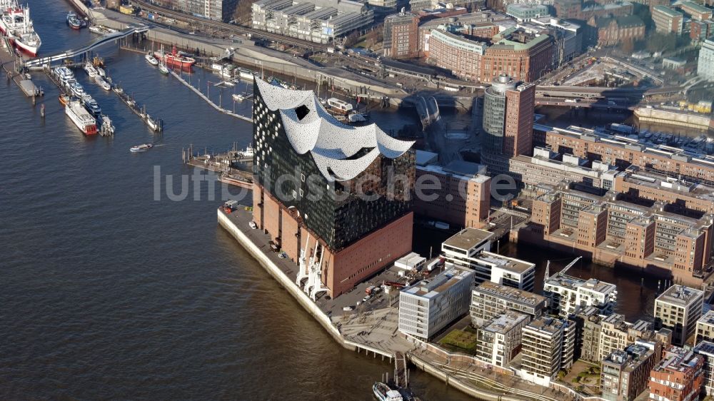 Hamburg aus der Vogelperspektive: Konzerthaus Elbphilharmonie in Hamburg