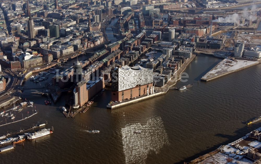 Hamburg aus der Vogelperspektive: Konzerthaus Elbphilharmonie in Hamburg