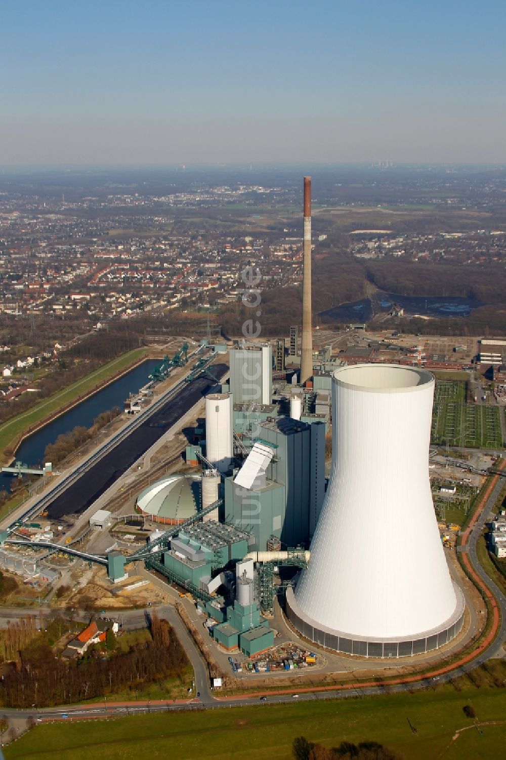 Duisburg OT Walsum von oben - Kraftwerk Duisburg - Walsum im Bundesland Nordrhein-Westfalen