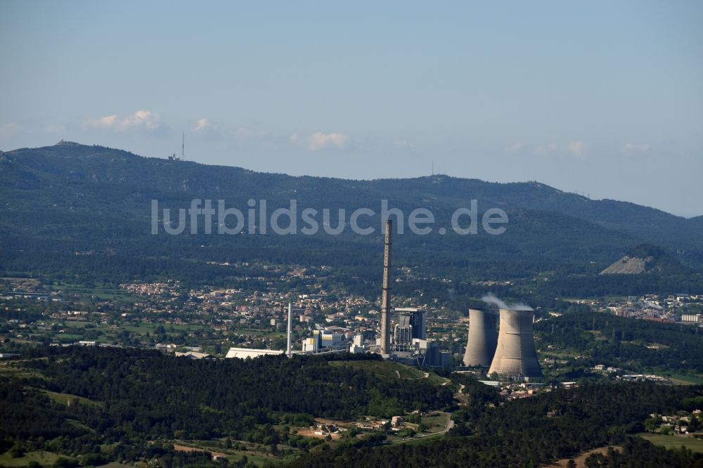 Luftaufnahme Beaurecueil - Kraftwerksanlagen des Heizkraftwerkes in Beaurecueil in Provence-Alpes-Cote d'Azur, Frankreich