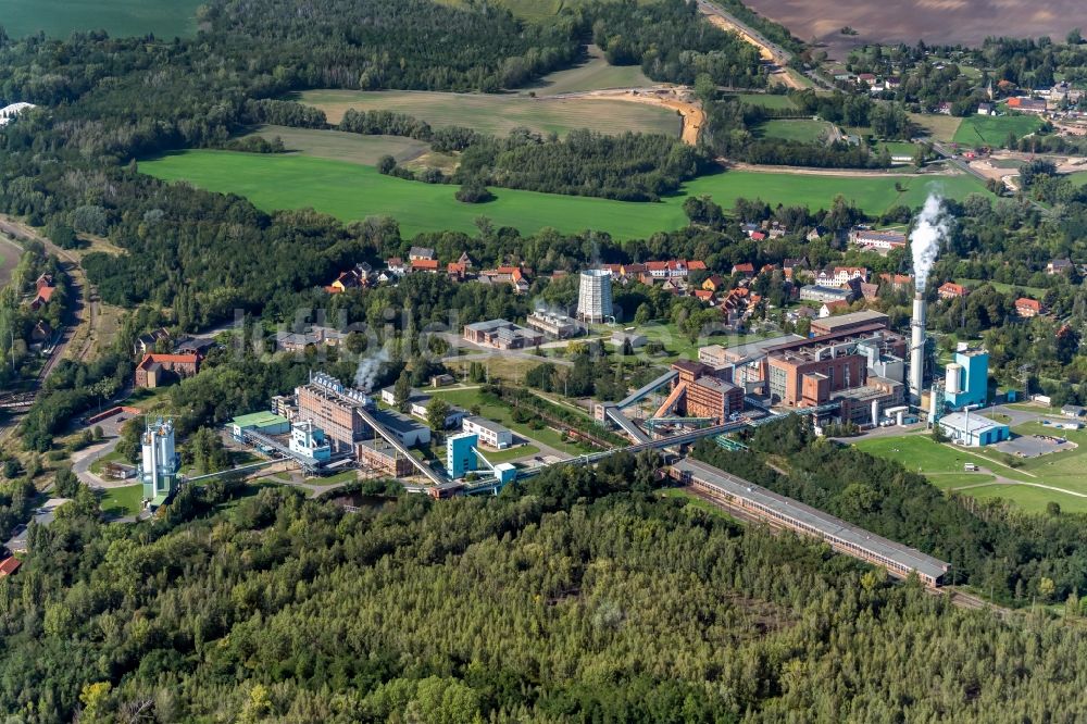 Deuben aus der Vogelperspektive: Kraftwerksanlagen des Heizkraftwerkes Industriekraftwerk Deuben in Deuben im Bundesland Sachsen-Anhalt, Deutschland