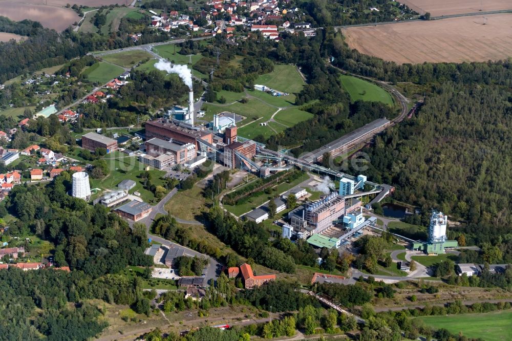 Deuben aus der Vogelperspektive: Kraftwerksanlagen des Heizkraftwerkes Industriekraftwerk Deuben in Deuben im Bundesland Sachsen-Anhalt, Deutschland