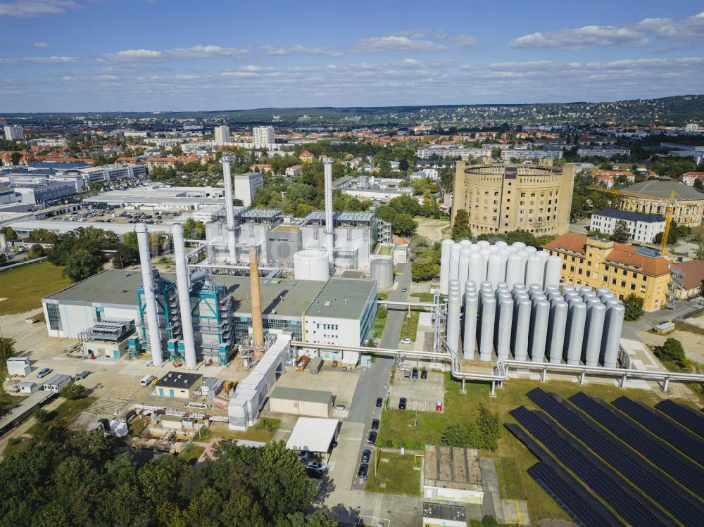 Luftaufnahme Dresden - Kraftwerksanlagen des Heizkraftwerkes Innovationskraftwerk Dresden-Reick in Dresden im Bundesland Sachsen, Deutschland