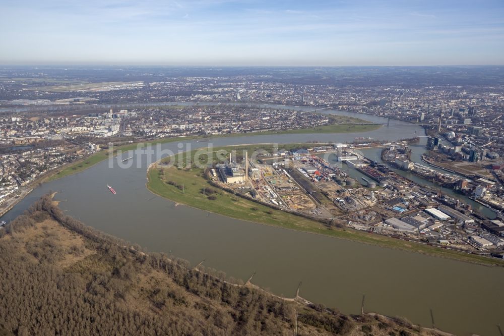 Düsseldorf aus der Vogelperspektive: Kraftwerksanlagen des Heizkraftwerkes Lausward der Stadtwerke Düsseldorf AG in Düsseldorf im Bundesland Nordrhein-Westfalen