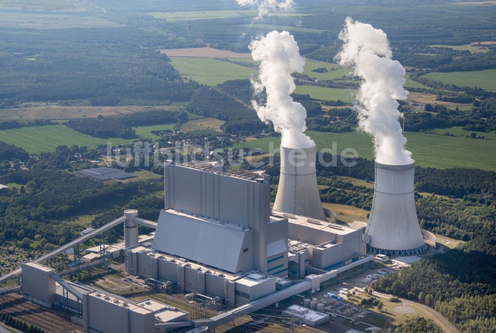 Luftaufnahme Spremberg - Kraftwerksanlagen des Heizkraftwerkes Schwarze Pumpe im gleichnamigen Ortsteil der Vattenfall Europe in Spremberg im Bundesland Brandenburg