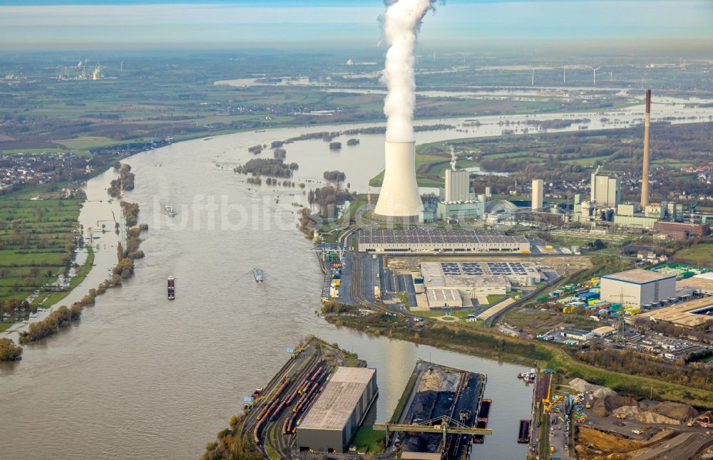 Duisburg von oben - Kraftwerksanlagen des Heizkraftwerkes STEAG Heizkraftwerk Walsum in Duisburg im Bundesland Nordrhein-Westfalen, Deutschland