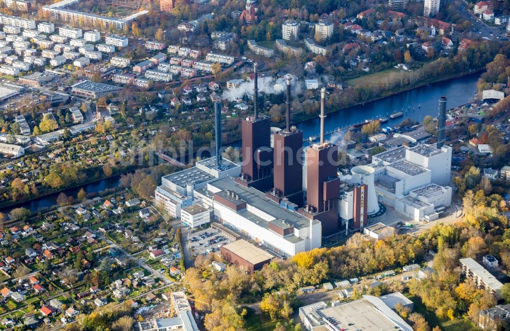 Berlin Aus Der Vogelperspektive Kraftwerksanlagen Des Heizkraftwerkes Vattenfall Heizkraftwerk Lichterfelde Am Ostpreussendamm In Berlin Deutschland