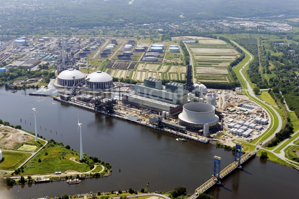 Luftaufnahme Hamburg - Kraftwerksanlagen des Heizkraftwerkes Vattenfall Kraftwerk Moorburg in Hamburg