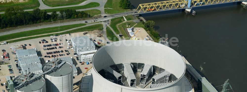 Hamburg aus der Vogelperspektive: Kraftwerksanlagen des Heizkraftwerkes Vattenfall Tiefstack in Hamburg Moorburg, Deutschland