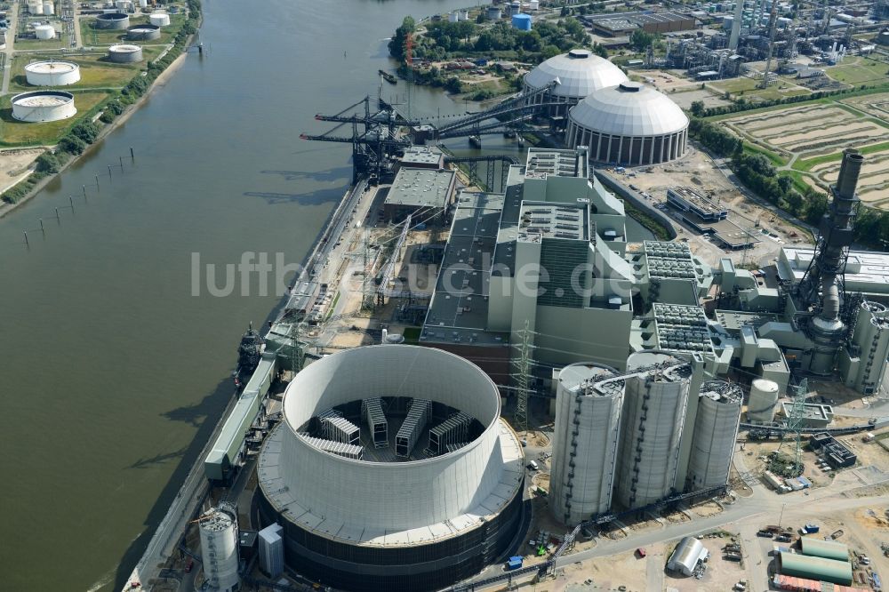 Hamburg aus der Vogelperspektive: Kraftwerksanlagen des Heizkraftwerkes Vattenfall Tiefstack in Hamburg Moorburg, Deutschland