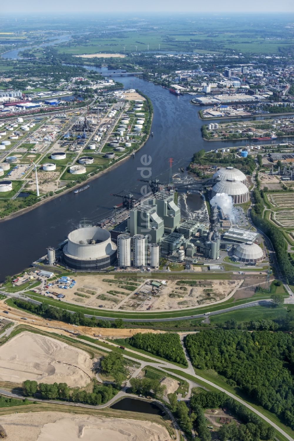 Luftbild Hamburg - Kraftwerksanlagen des Heizkraftwerkes Vattenfall Tiefstack in Hamburg Moorburg, Deutschland