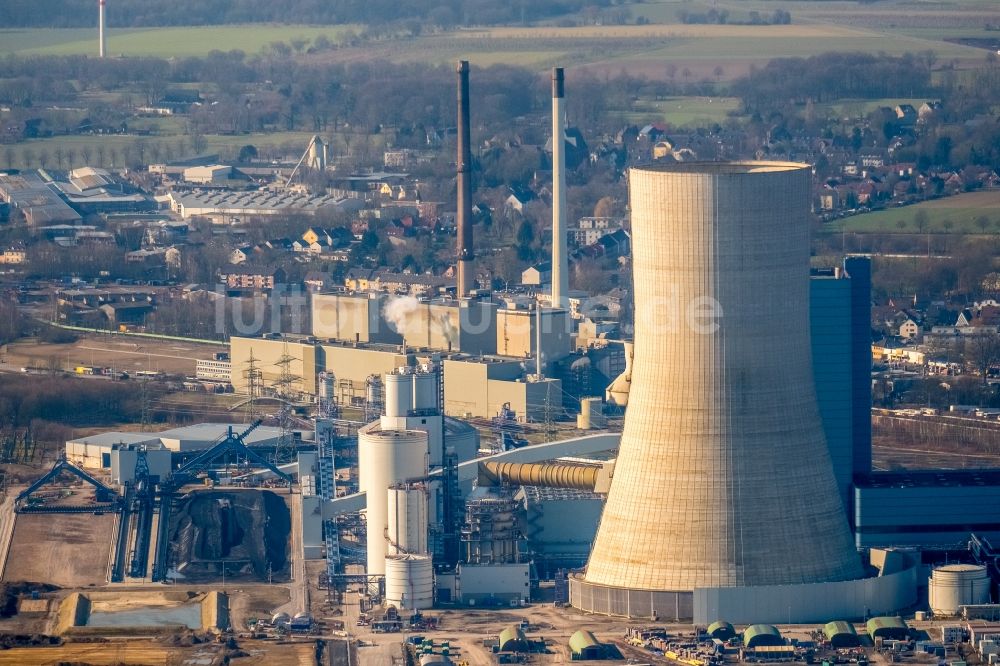 Datteln aus der Vogelperspektive: Kraftwerksanlagen des Kohle- Heizkraftwerkes Datteln 4 Uniper Kraftwerk Im Löringhof in Datteln im Bundesland Nordrhein-Westfalen, Deutschland