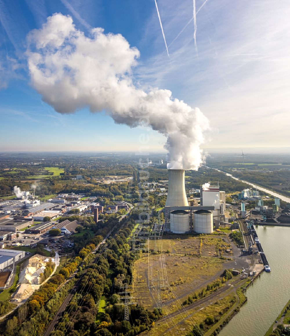 Luftbild Lünen - Kraftwerksanlagen des Kohle- Heizkraftwerkes Kohlekraftwerk in Lünen im Bundesland Nordrhein-Westfalen - NRW, Deutschland