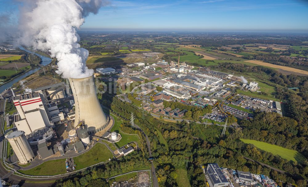 Lünen von oben - Kraftwerksanlagen des Kohle- Heizkraftwerkes Kohlekraftwerk in Lünen im Bundesland Nordrhein-Westfalen - NRW, Deutschland