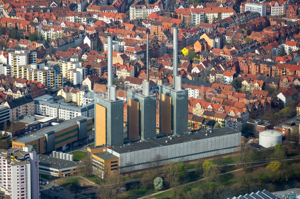 Luftaufnahme Hannover - Kraftwerksanlagen des Kohle- Heizkraftwerkes Linden im Ortsteil Linden-Limmer in Hannover im Bundesland Niedersachsen, Deutschland