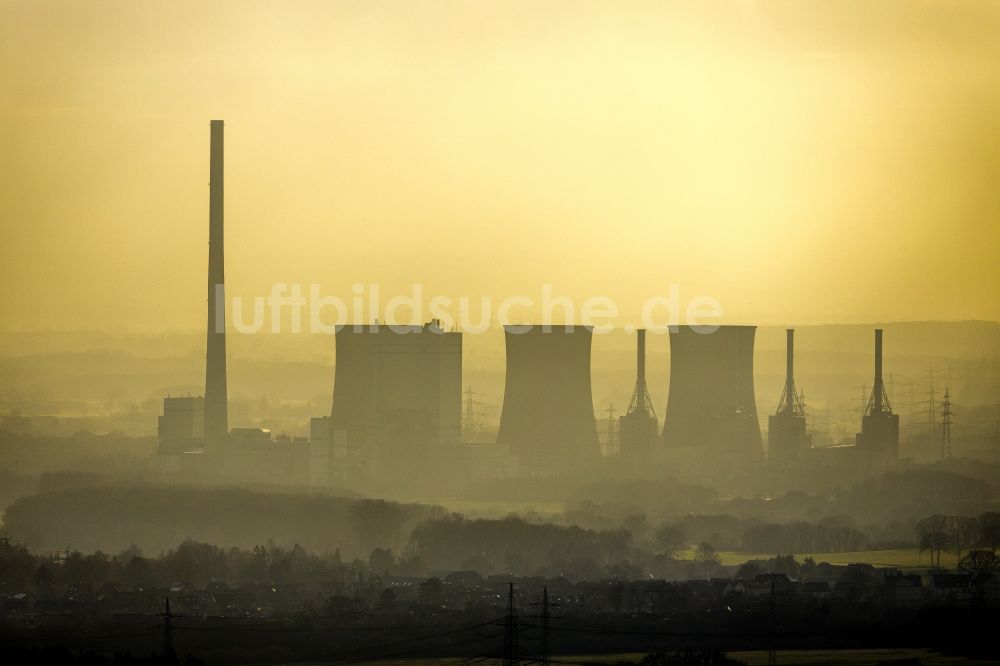 Stockum aus der Vogelperspektive: Kraftwerksanlagen des Kohle- Heizkraftwerkes RWE Power AG Kraftwerk Gersteinwerk