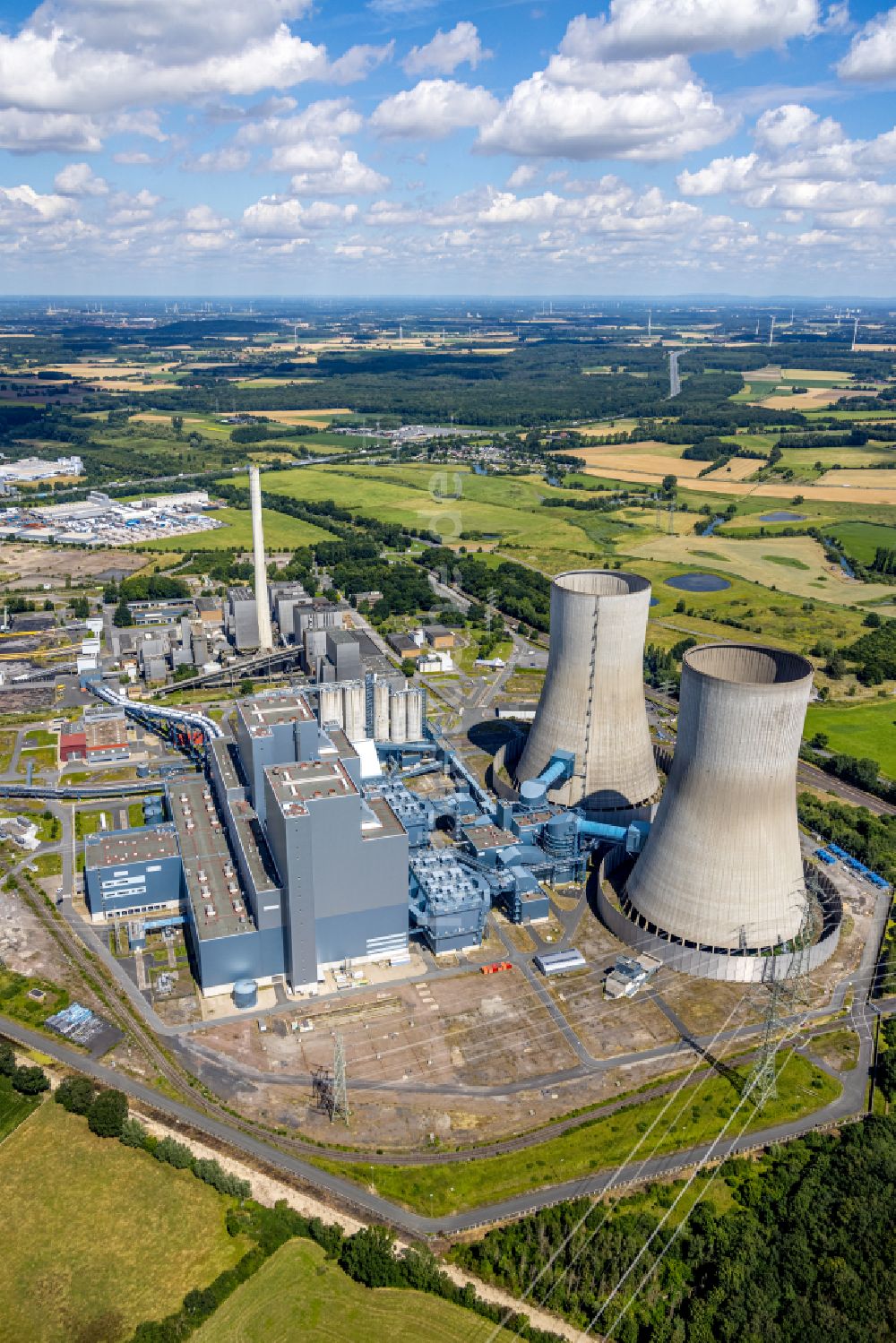 Schmehausen aus der Vogelperspektive: Kraftwerksanlagen des Kohle- Heizkraftwerkes der RWE Power in Schmehausen im Bundesland Nordrhein-Westfalen, Deutschland