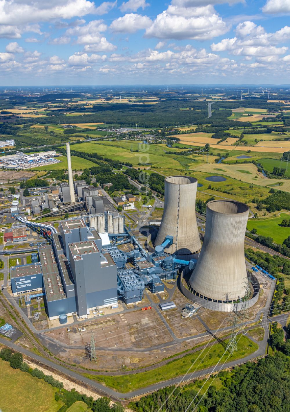 Schmehausen aus der Vogelperspektive: Kraftwerksanlagen des Kohle- Heizkraftwerkes der RWE Power in Schmehausen im Bundesland Nordrhein-Westfalen, Deutschland