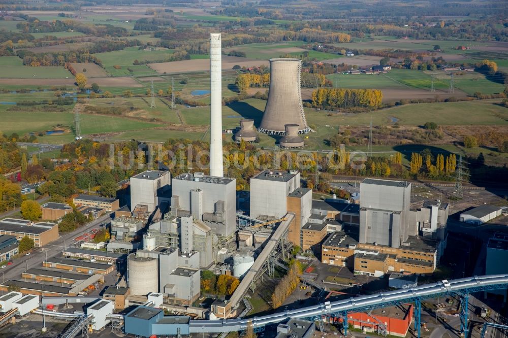 Hamm aus der Vogelperspektive: Kraftwerksanlagen des Kohle- Heizkraftwerkes der RWE Power im Stadtteil Schmehausen in Hamm im Bundesland Nordrhein-Westfalen