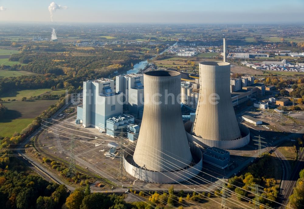 Hamm aus der Vogelperspektive: Kraftwerksanlagen des Kohle- Heizkraftwerkes der RWE Power im Stadtteil Schmehausen in Hamm im Bundesland Nordrhein-Westfalen