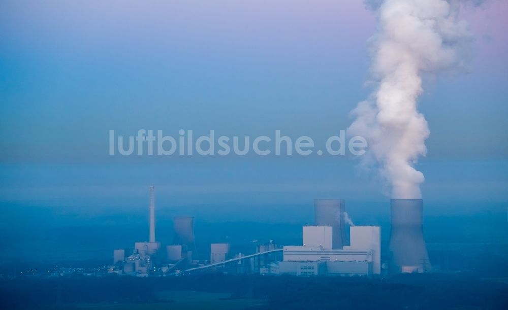 Luftbild Hamm - Kraftwerksanlagen des Kohle- Heizkraftwerkes der RWE Power im Stadtteil Schmehausen in Hamm im Bundesland Nordrhein-Westfalen