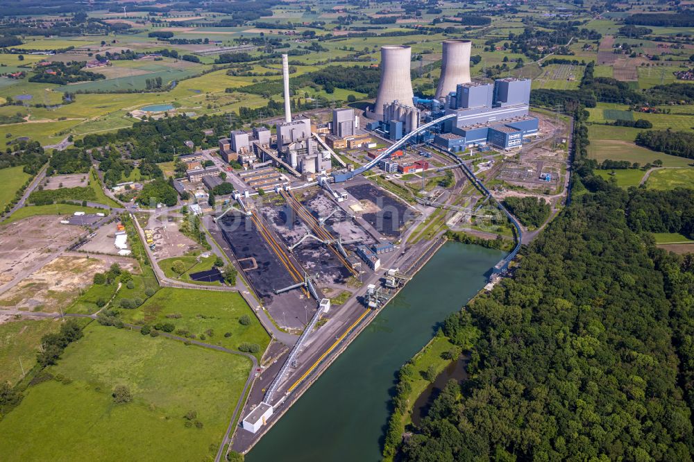 Luftbild Hamm - Kraftwerksanlagen des Kohle- Heizkraftwerkes der RWE Power im Stadtteil Schmehausen in Hamm im Bundesland Nordrhein-Westfalen