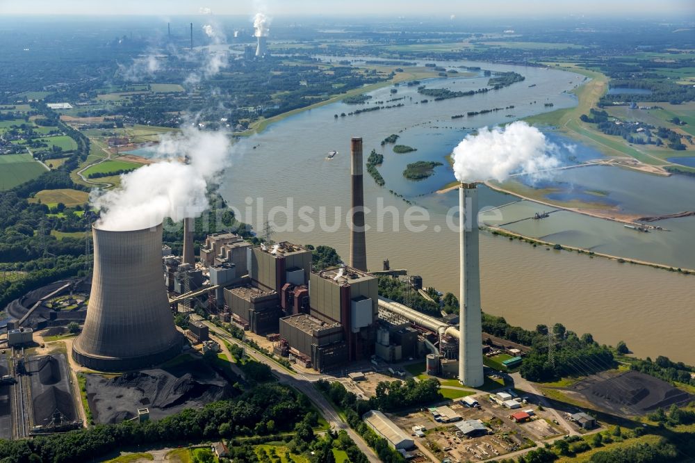 Luftbild Voerde (Niederrhein) - Kraftwerksanlagen des Kohle- Heizkraftwerkes in Voerde (Niederrhein) im Bundesland Nordrhein-Westfalen