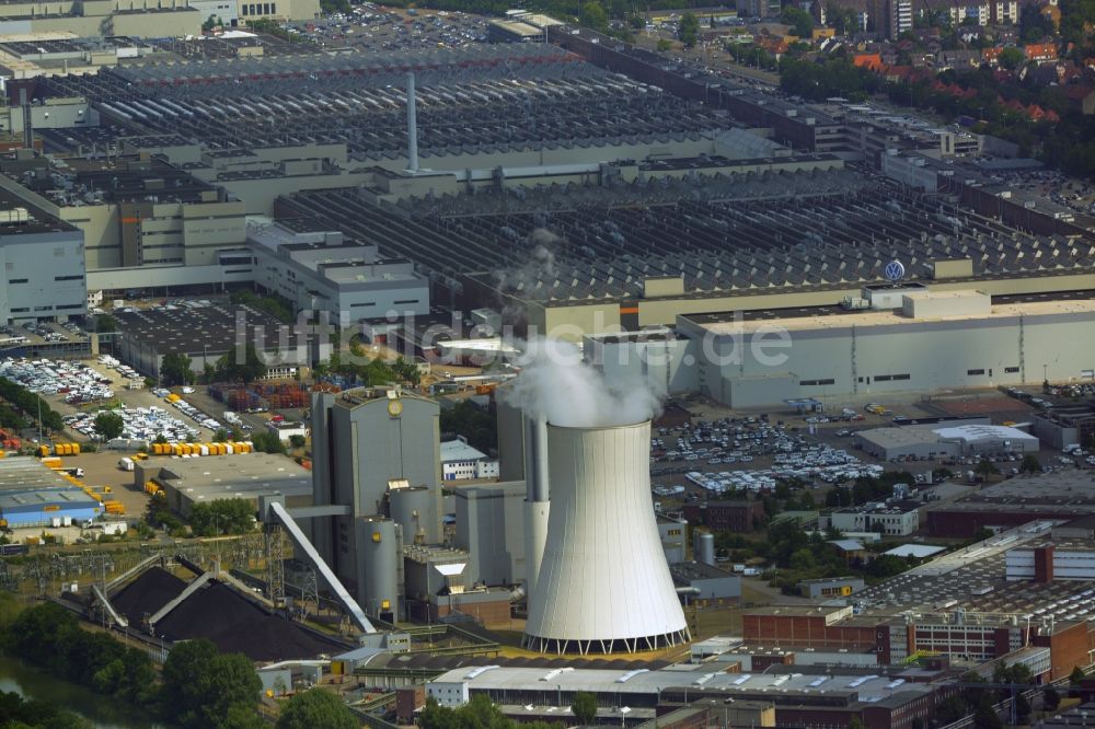 Hannover von oben - Kraftwerksanlagen des Kohle- Heizkraftwerkes am VW Volkswagen Werk in Hannover im Bundesland Niedersachsen