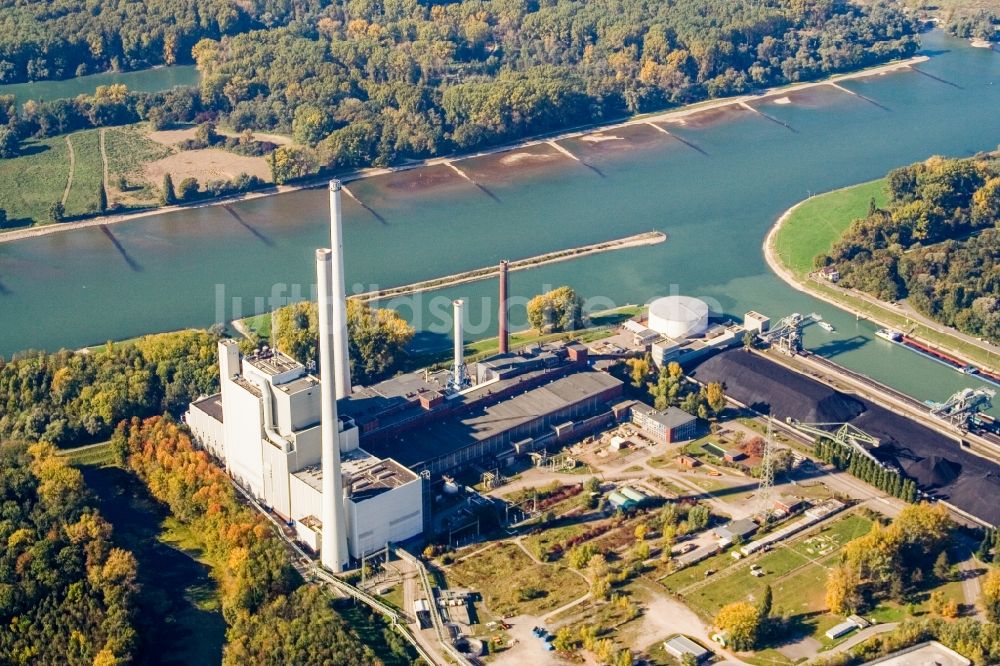 Karlsruhe von oben - Kraftwerksanlagen des Kohlekraftwerkes der EnBW Energie Baden-Württemberg AG, Rheinhafen-Dampfkraftwerk Karlsruhe im Ortsteil Daxlanden in Karlsruhe im Bundesland Baden-Württemberg, Deutschland